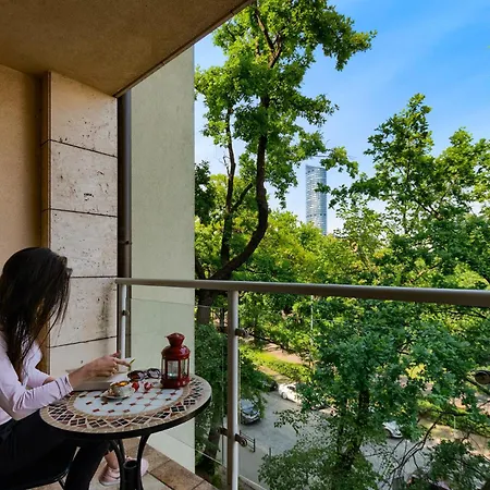 Rondo Verona - Free, Secure Parking For Guests *