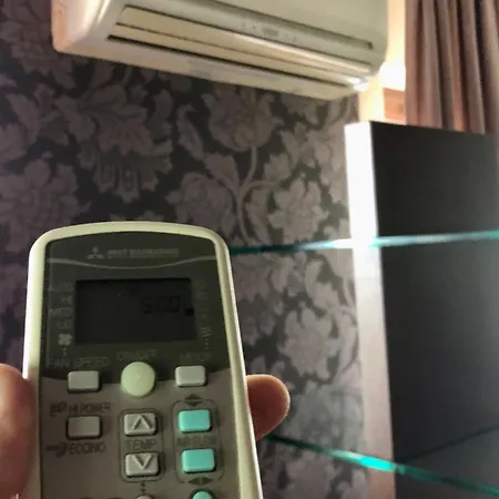 Rondo Verona - Free, Secure Parking For Guests Breslavia